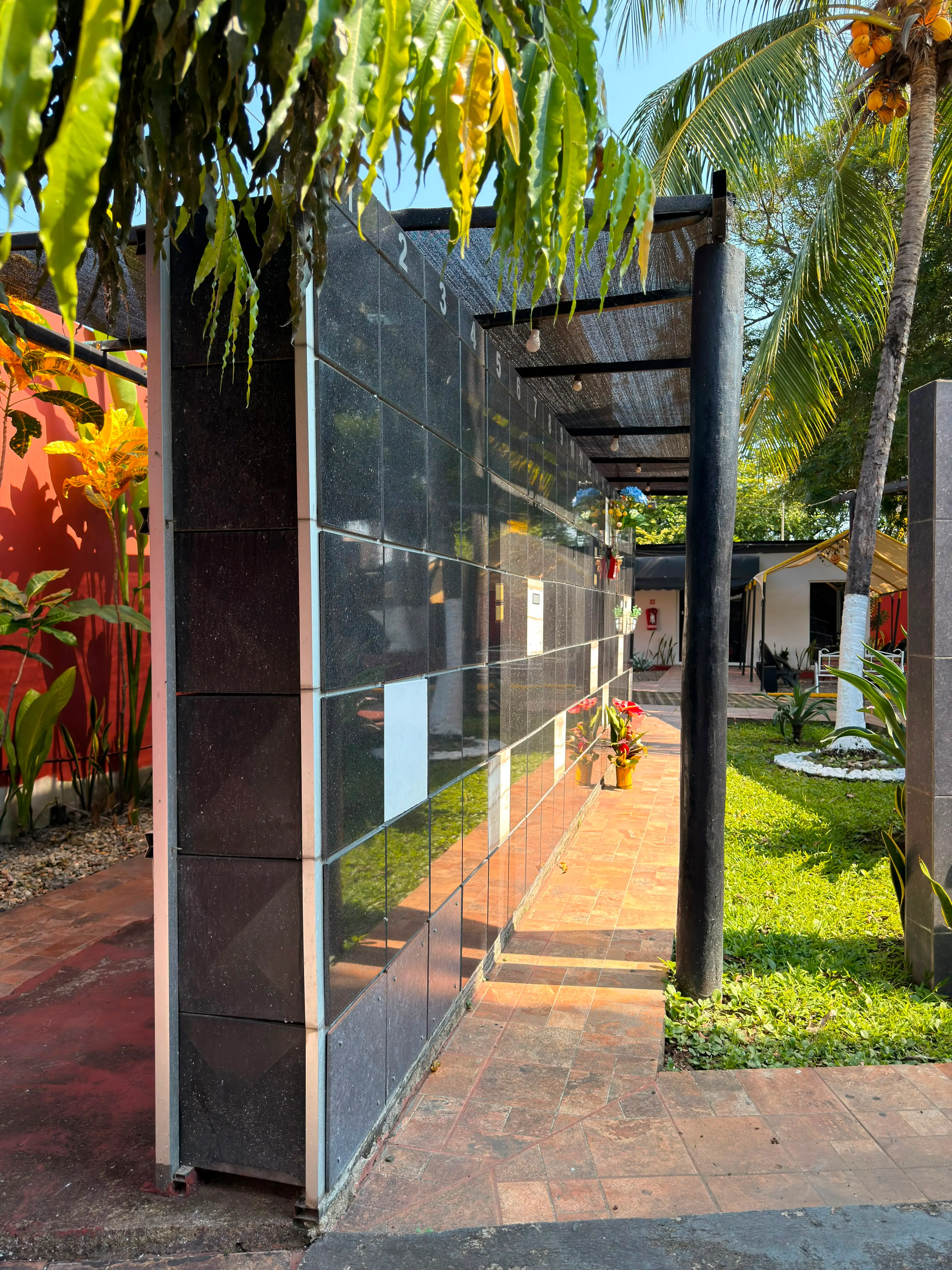 Instalaciones Funerales Bravo