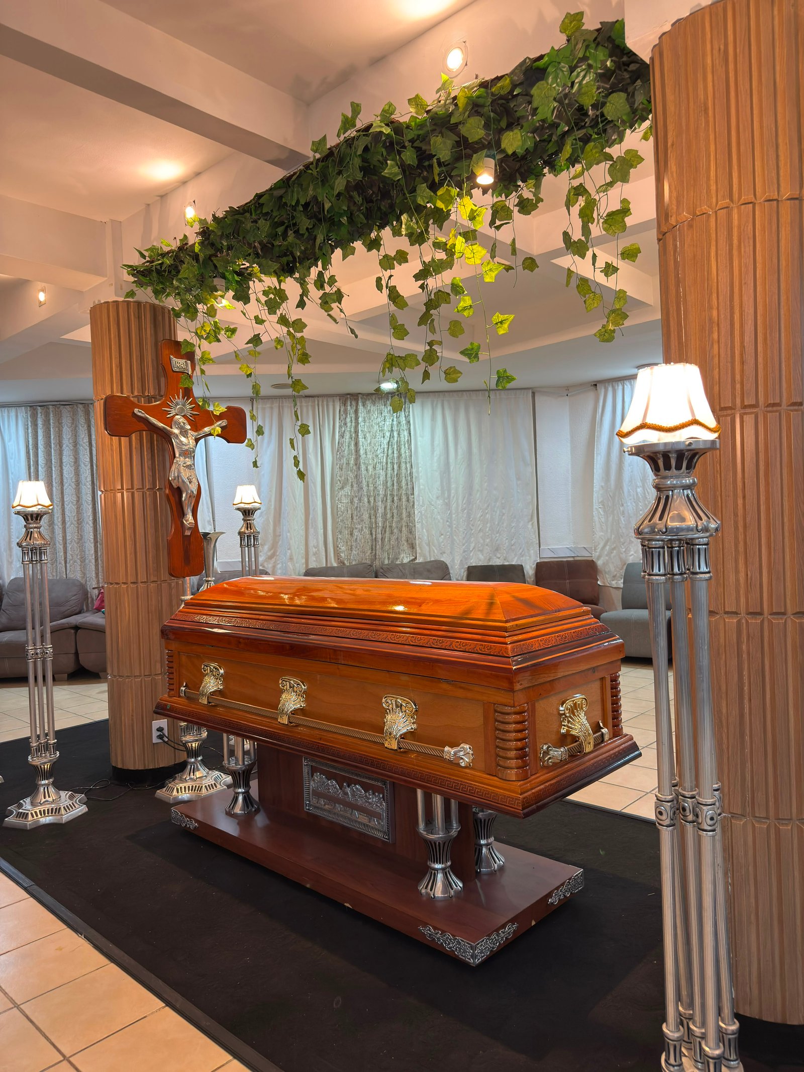 Instalaciones Funerales Bravo